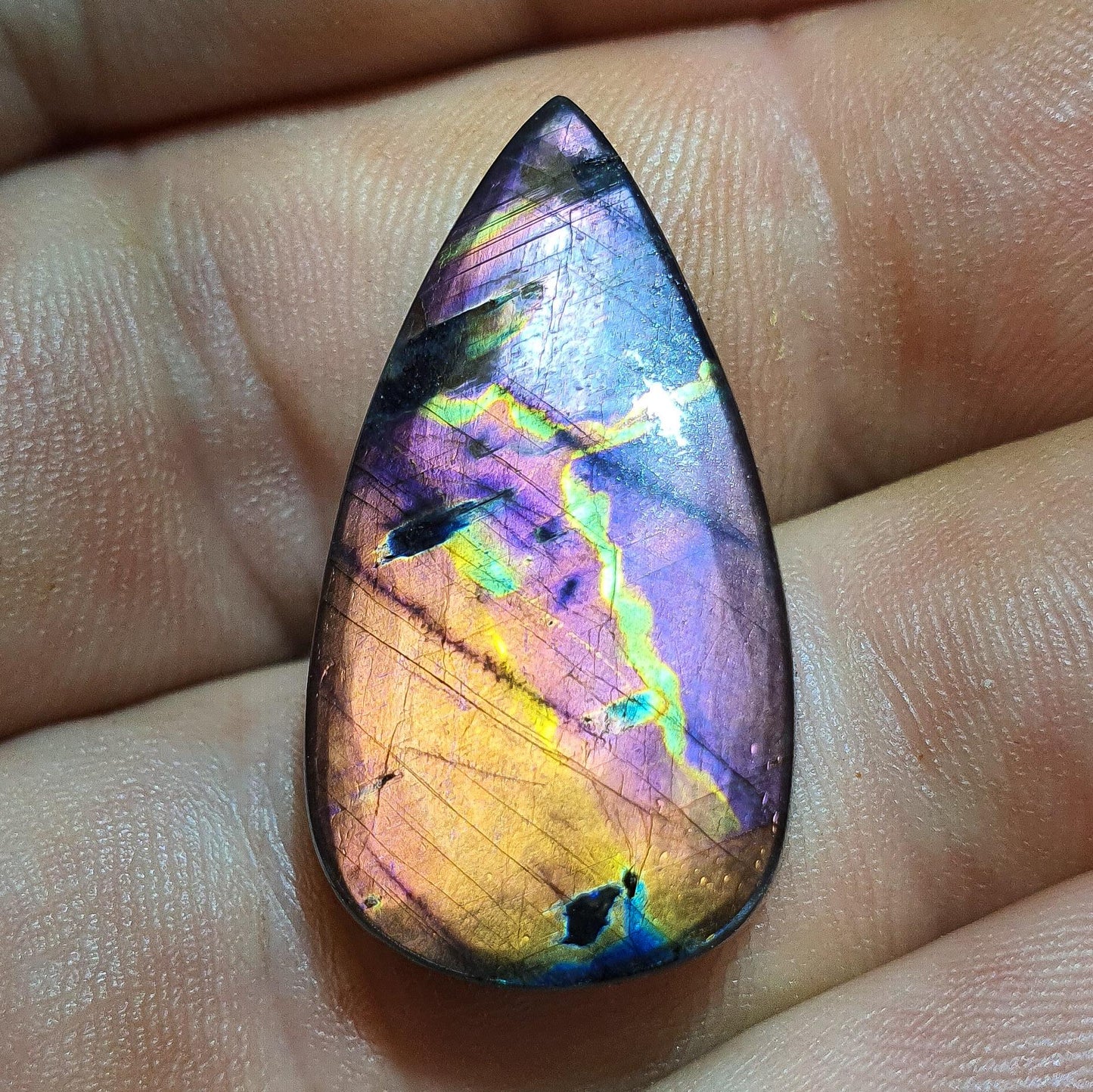 Cabochon spectrolite de yläama finlande