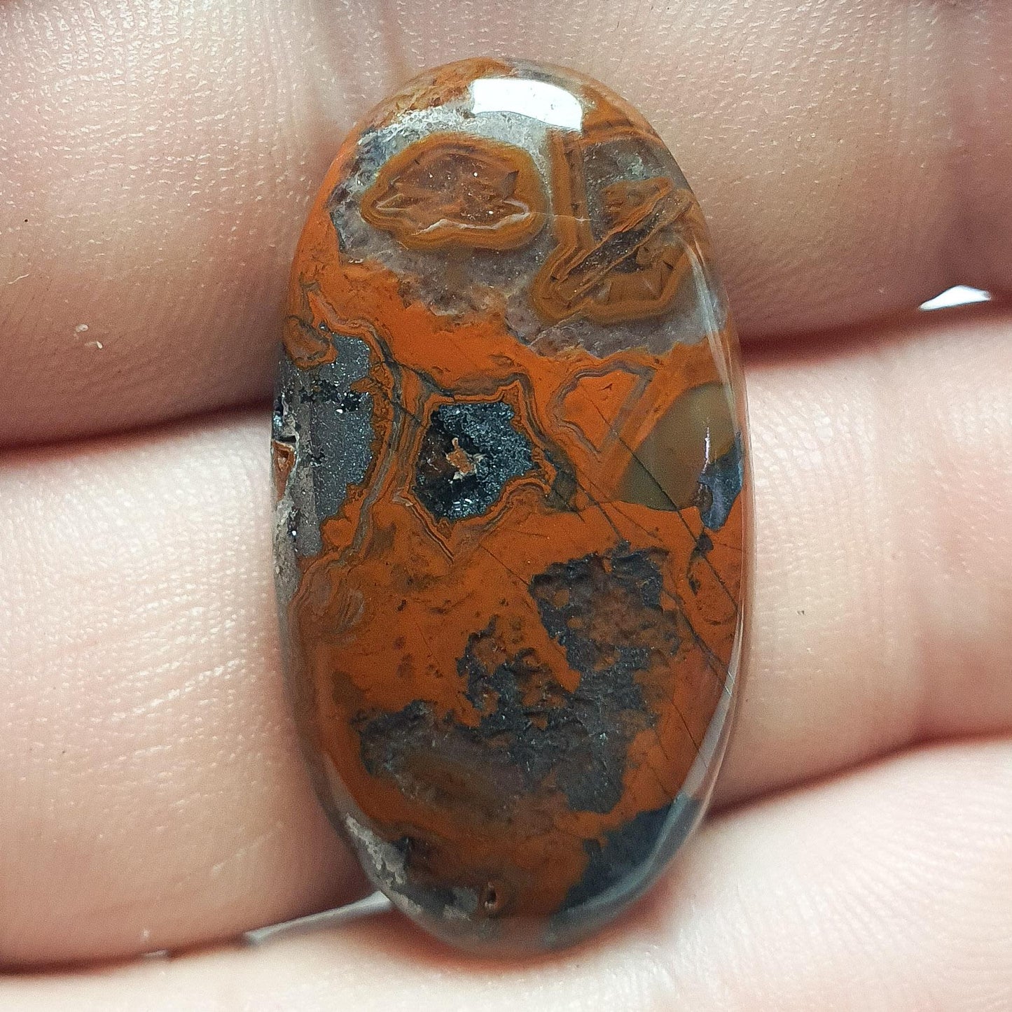 Cabochon agate de saphoz à  inclusion hématite