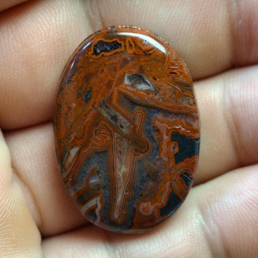 Cabochon agate de saphoz rainurée