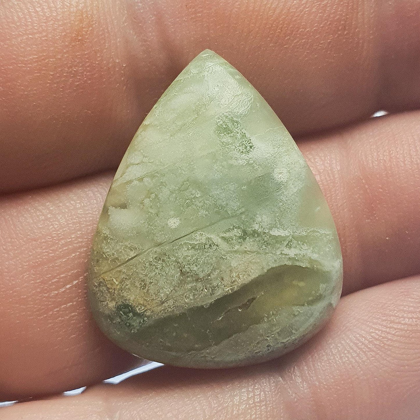 Cabochon opale kiwi