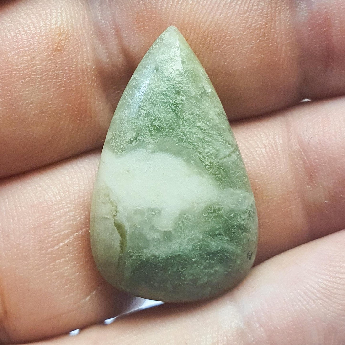 Cabochon opale kiwi