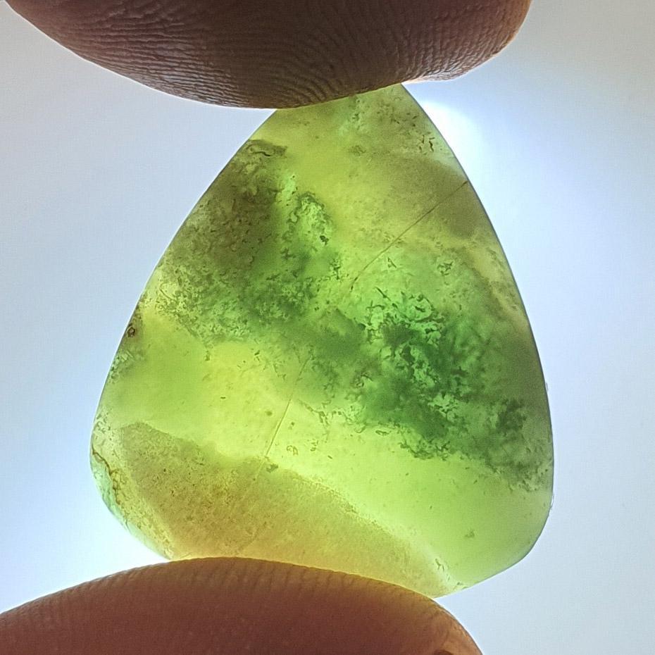 Cabochon opale kiwi