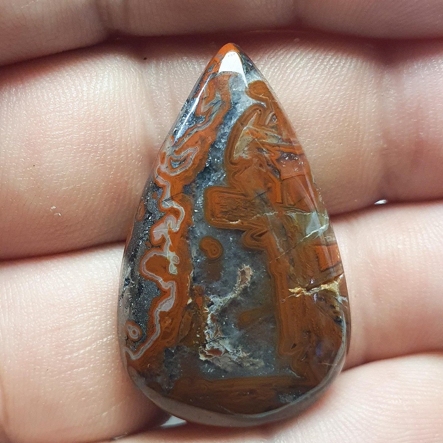 Cabochon agate de saphoz à  inclusion hématite