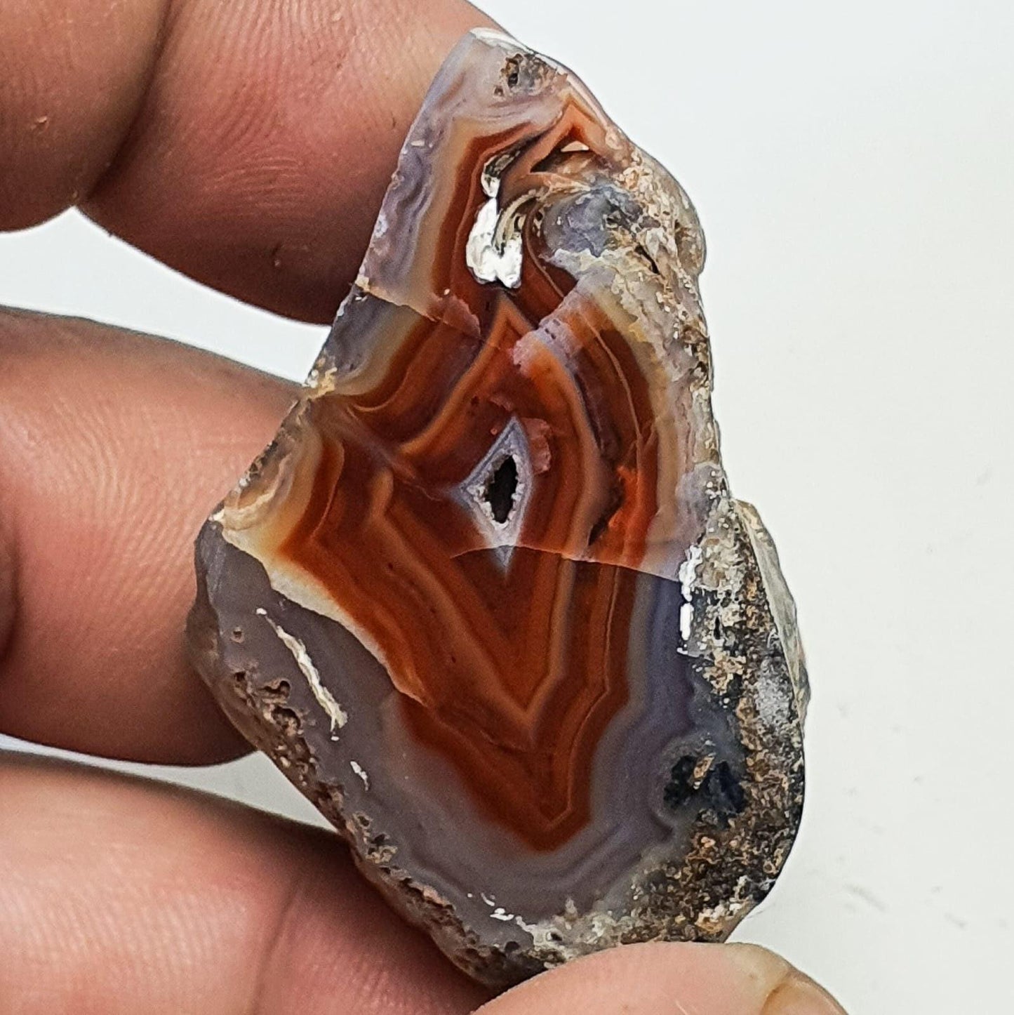 Agate du malawi ( demi-nodule)