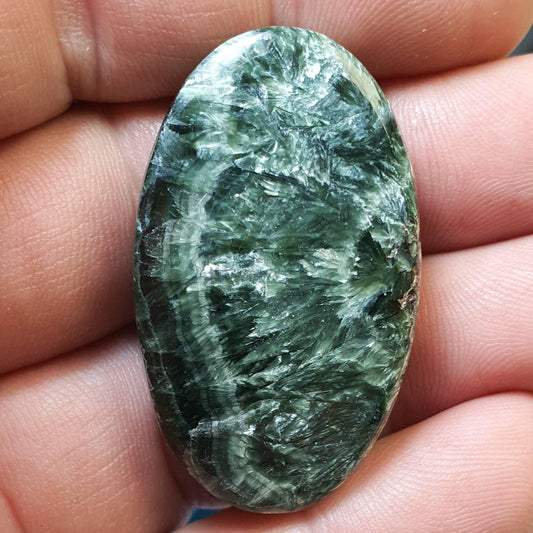 Gerillter Seraphinit-Cabochon