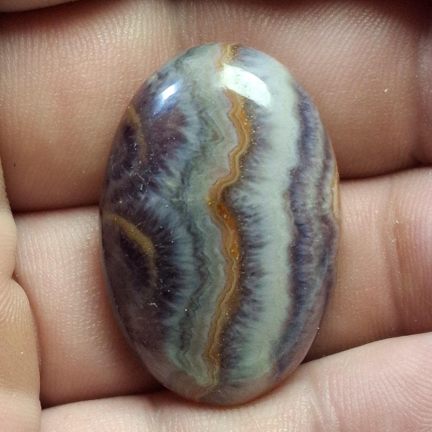 Cabochon agate lace de chatelperron