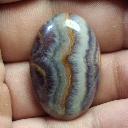 Cabochon agate lace de chatelperron