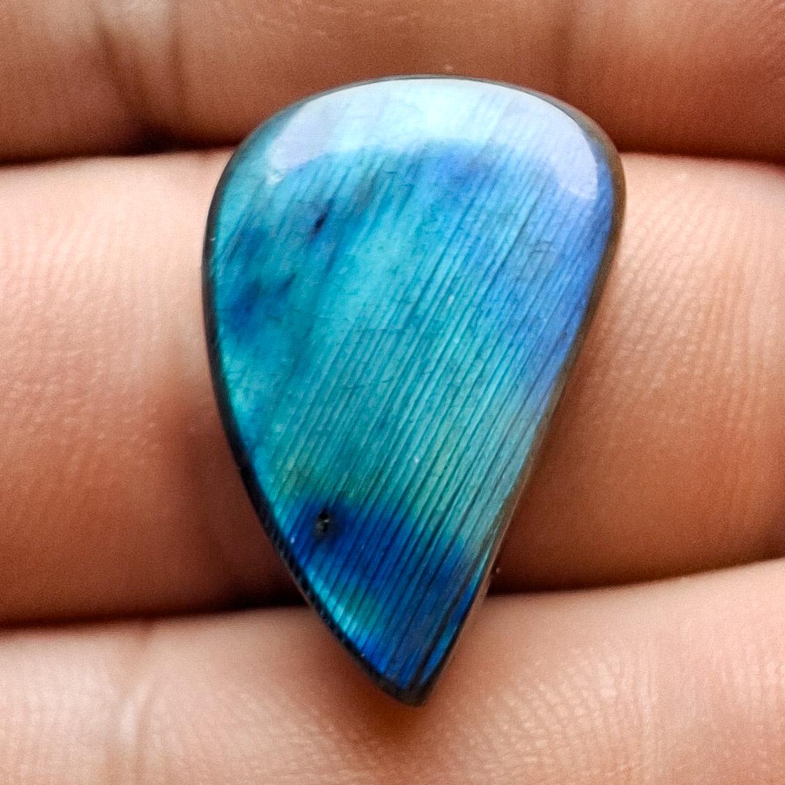 Cabochon spectrolite de yläama finlande