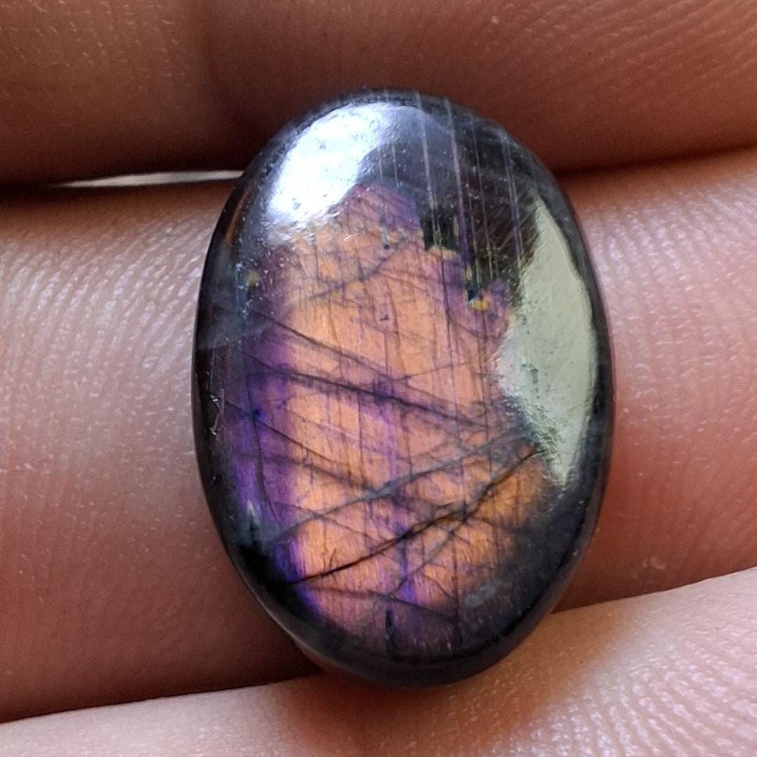 Cabochon spectrolite de yläama finlande