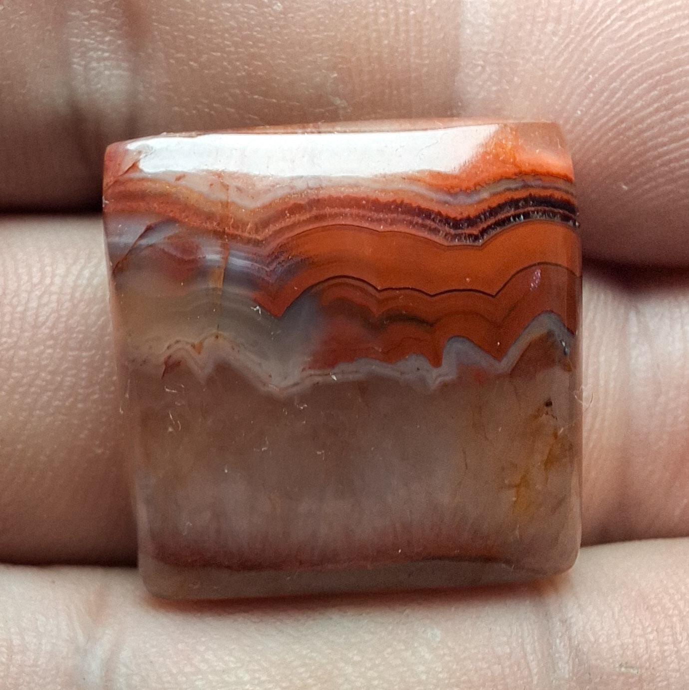 Cabochon agate lace de montredon-labessonnié