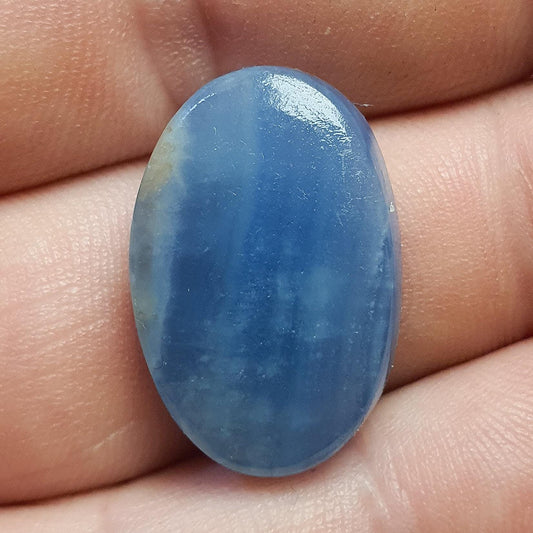 Cabochon aragonite bleue