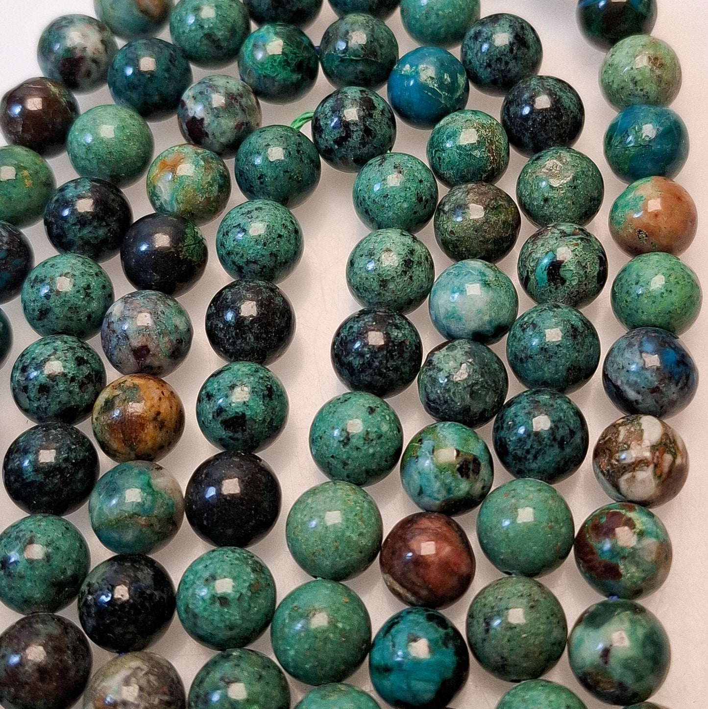 Perles Chrysocolle 8mm, corde 40cm perles rondes naturelles