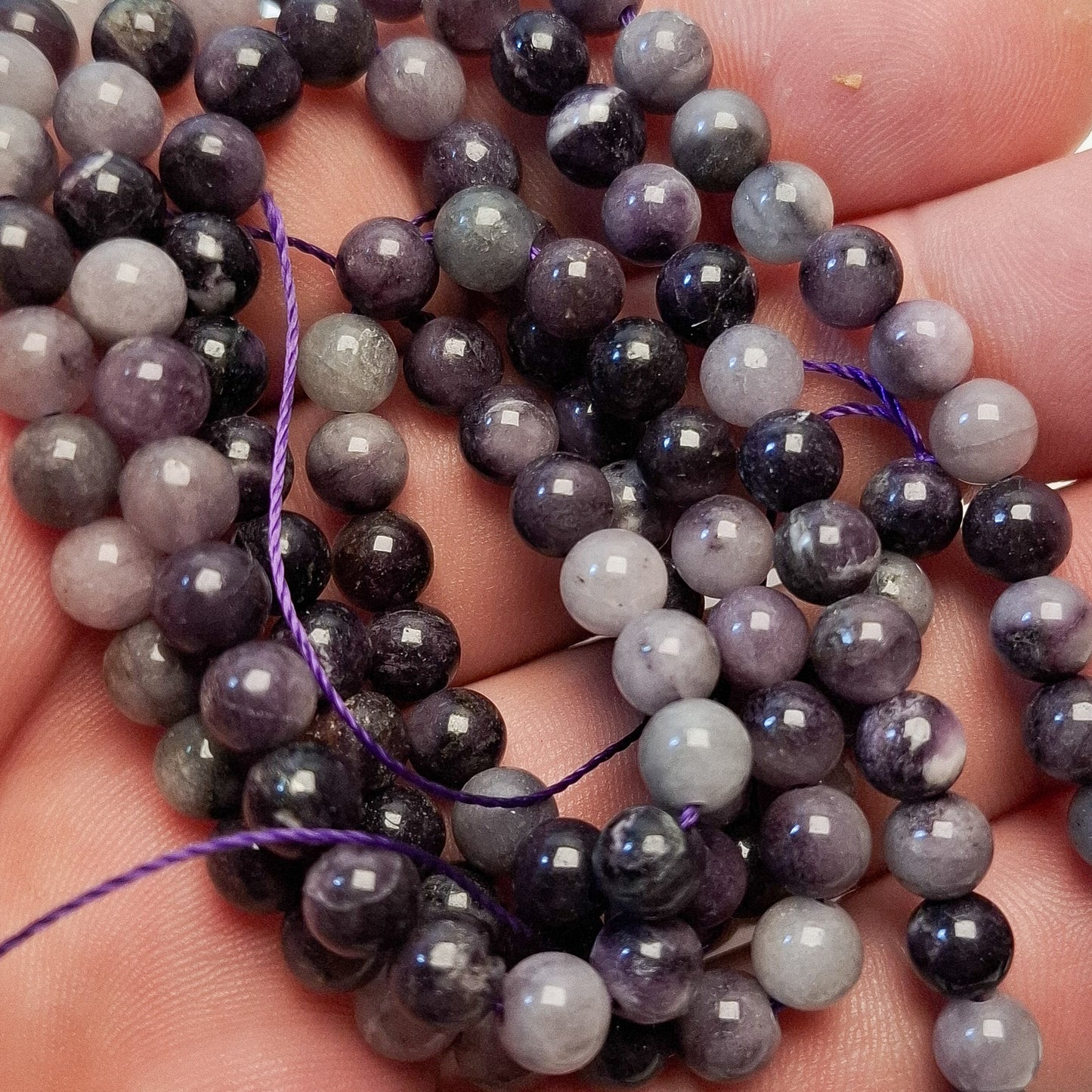 Perles Sugilite 6mm, corde 40cm perles rondes naturelles