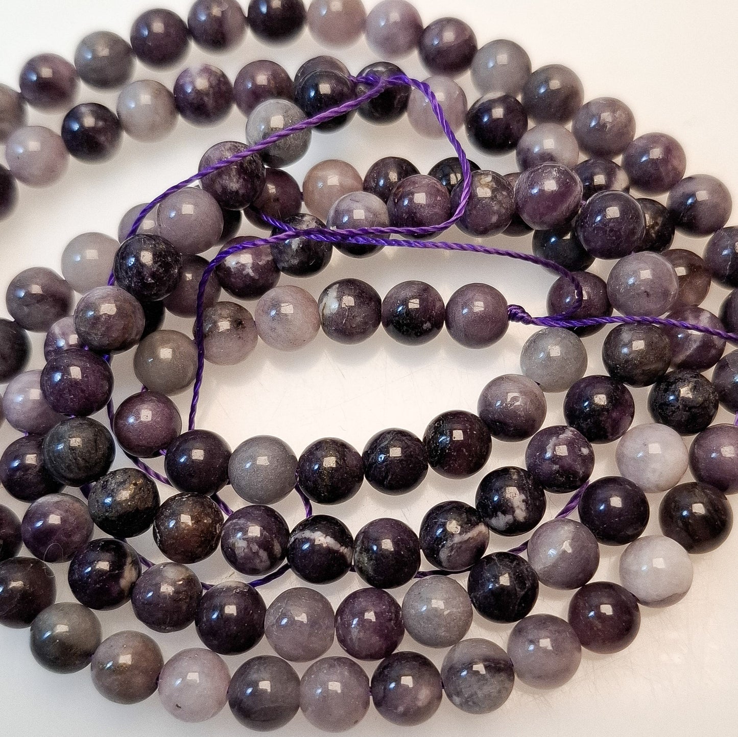 Perles Sugilite 6mm, corde 40cm perles rondes naturelles